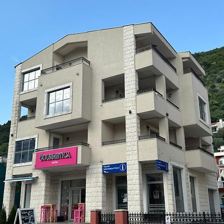 בודווה Apartments Boreta מראה חיצוני תמונה
